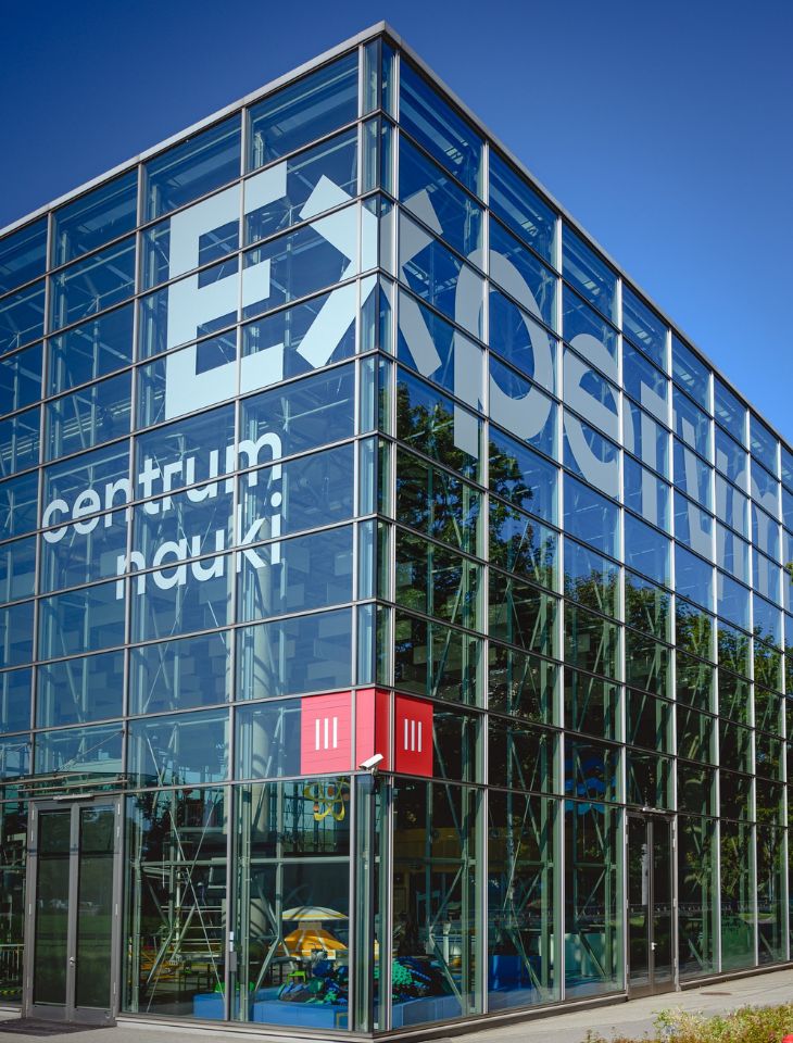 Zdjęcie budynku Centrum Nauki Experyment.